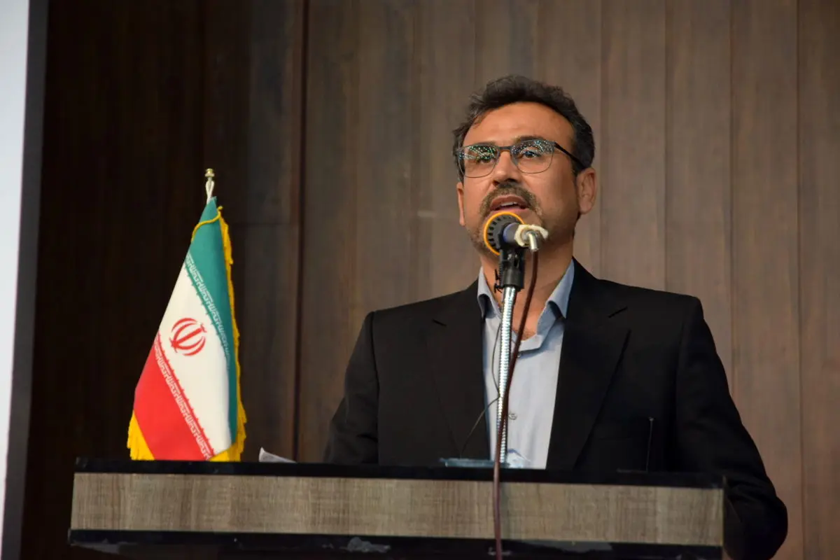فرماندار لامرد:طرح انتقال آب از دریا به لامرد را با بهره‌گیری از ظرفیت‌های ملی و استانی پیگیری می‌کنم