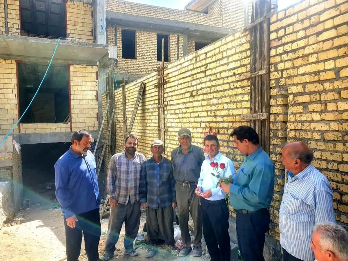 روحی: ساماندهی کارگران ساختمانی و فصلی شهر لامرد و برگزاری کلاس‌های ایمنی در دستور کار انجمن است