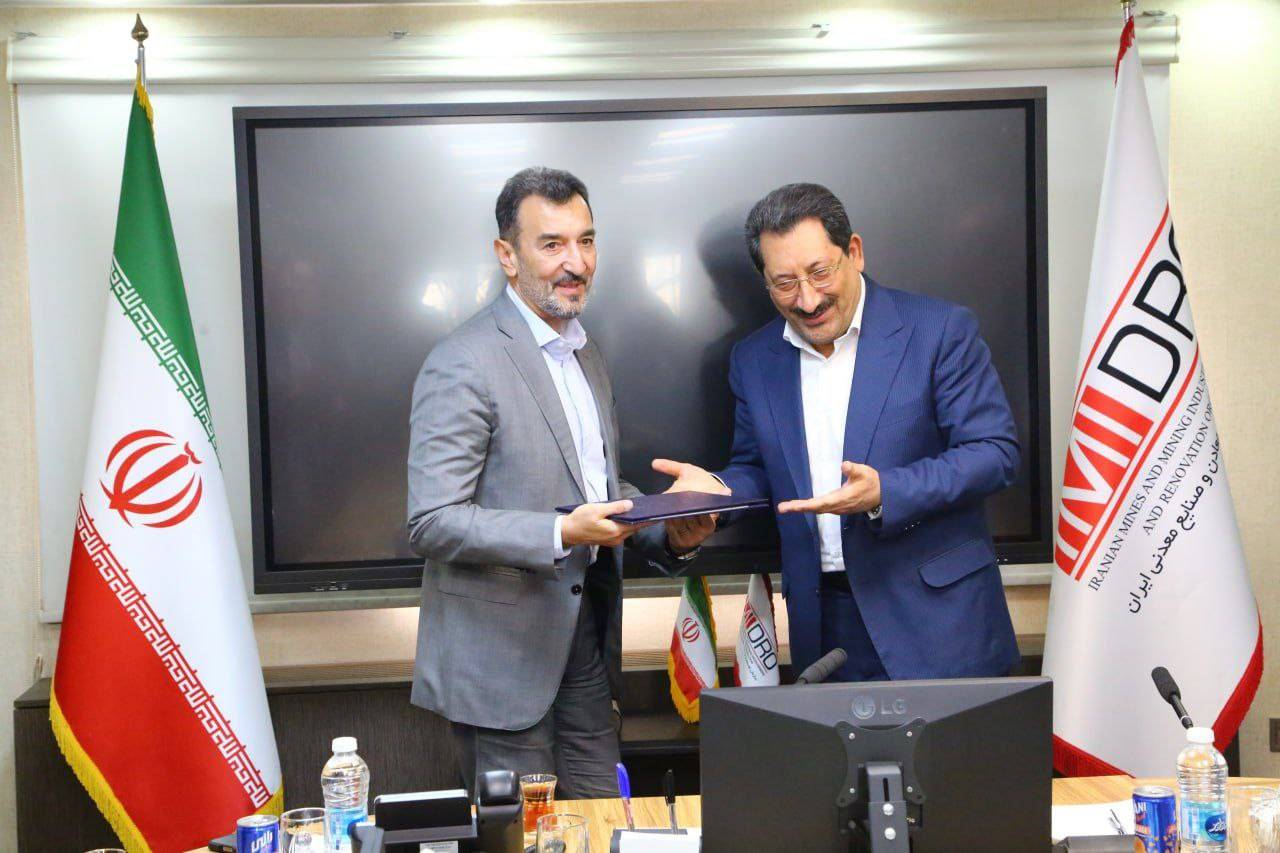 پیام تبریک مدیرعامل منطقه ویژه اقتصادی لامرد به مناسبت انتصاب دکتر سمیعینژاد به ریاست سازمان ایمیدرو پیام تبریک مدیرعامل منطقه ویژه اقتصادی لامرد به مناسبت انتصاب دکتر سمیعینژاد به ریاست سازمان ایمیدرو