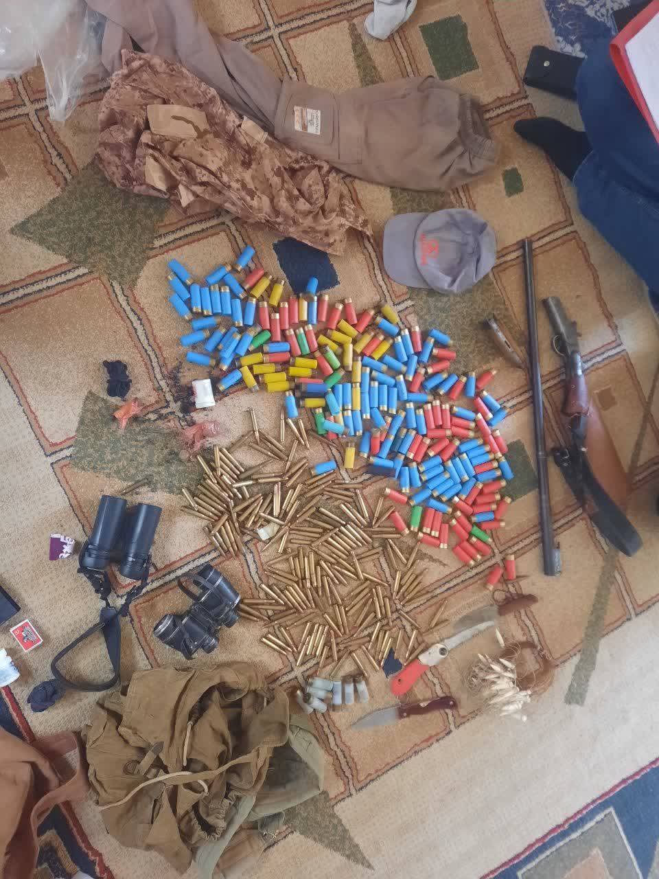 کشف مهمات، گوشت شکار و سلاح غیرمجاز از مخفیگاه شکارچی متخلف در کوه هوا لامرد